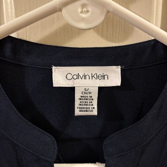 Calvin Klein Women's Navy Blue Button-Up Blouse Top ~ Small ~ EUC - Picture 4 of 5